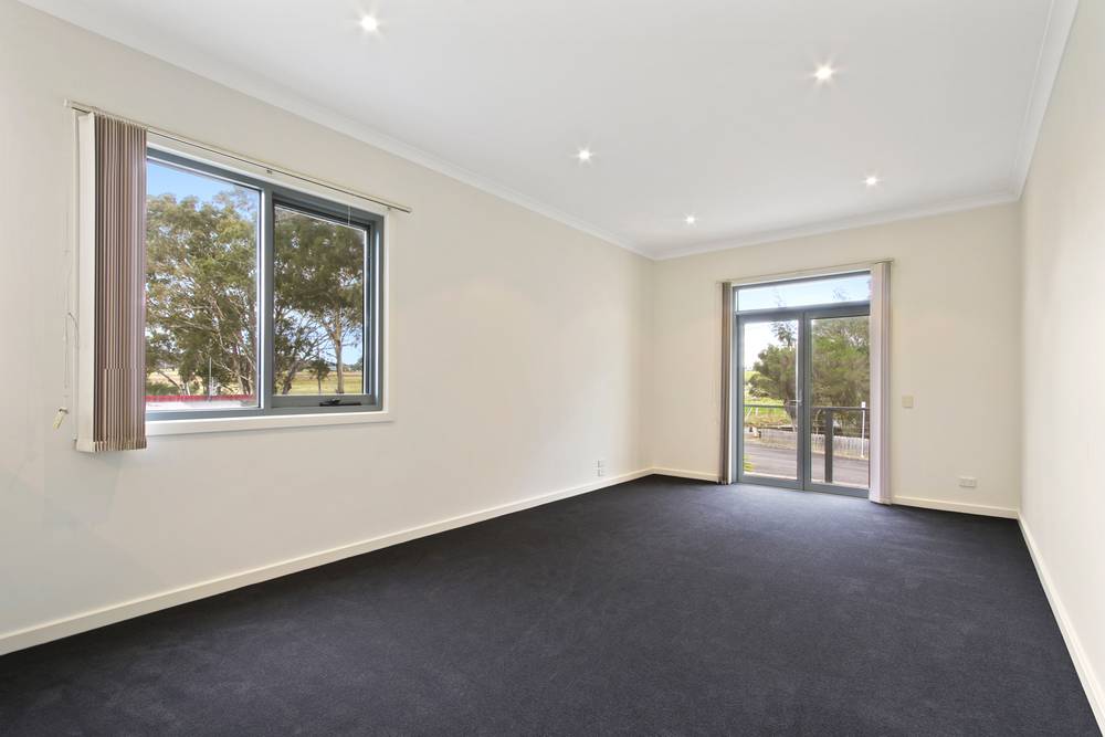 6 Green Court, Eagle Point, VIC 3878