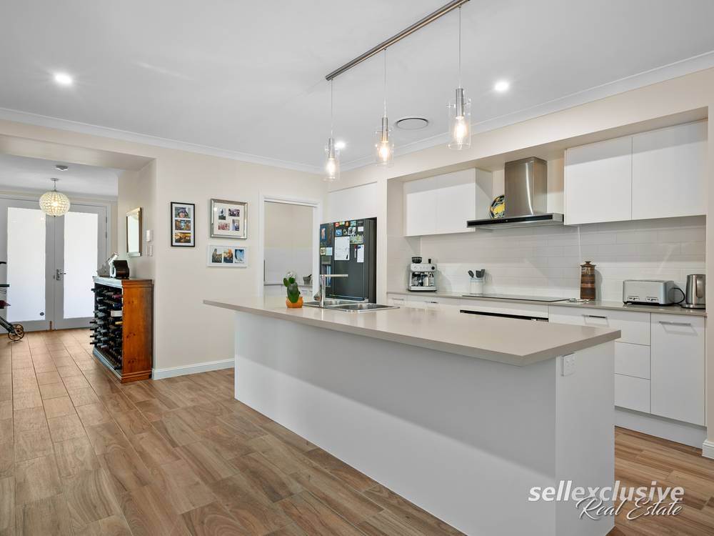 18 Vanillalily Close, Banksia Beach, QLD 4507