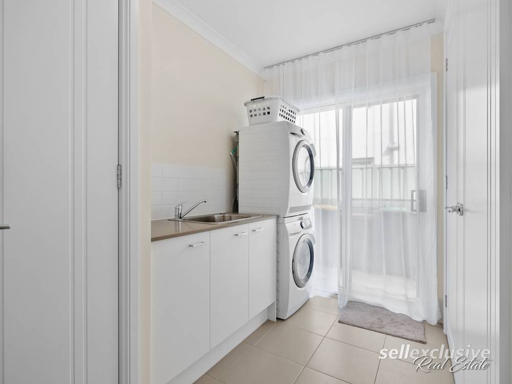 18 Vanillalily Close, Banksia Beach, QLD 4507
