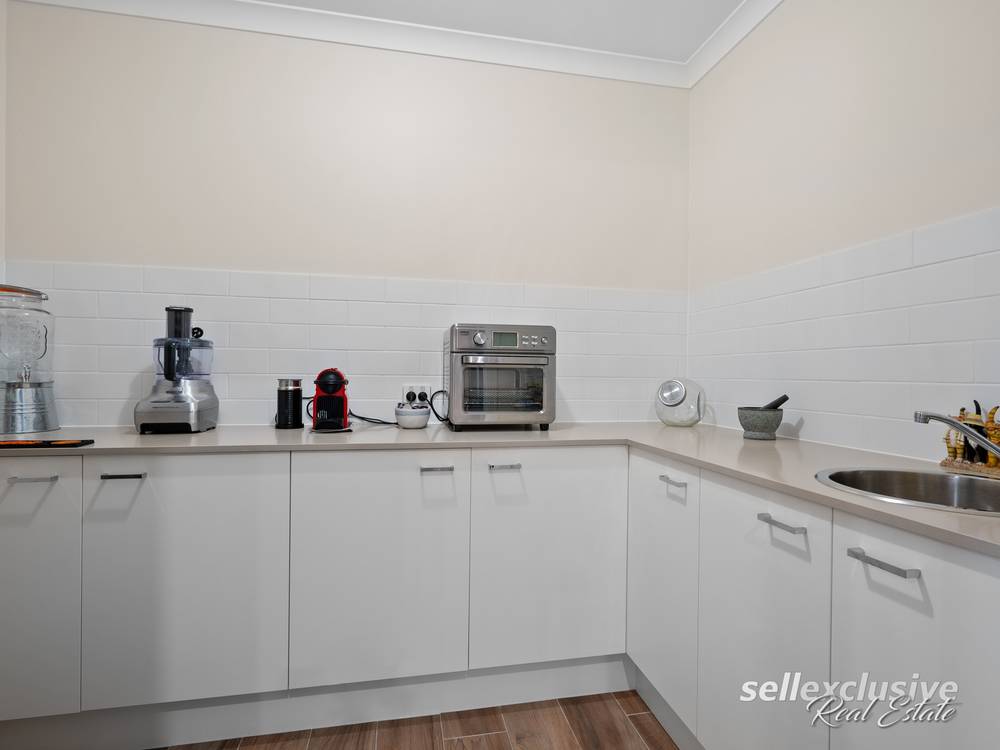 18 Vanillalily Close, Banksia Beach, QLD 4507