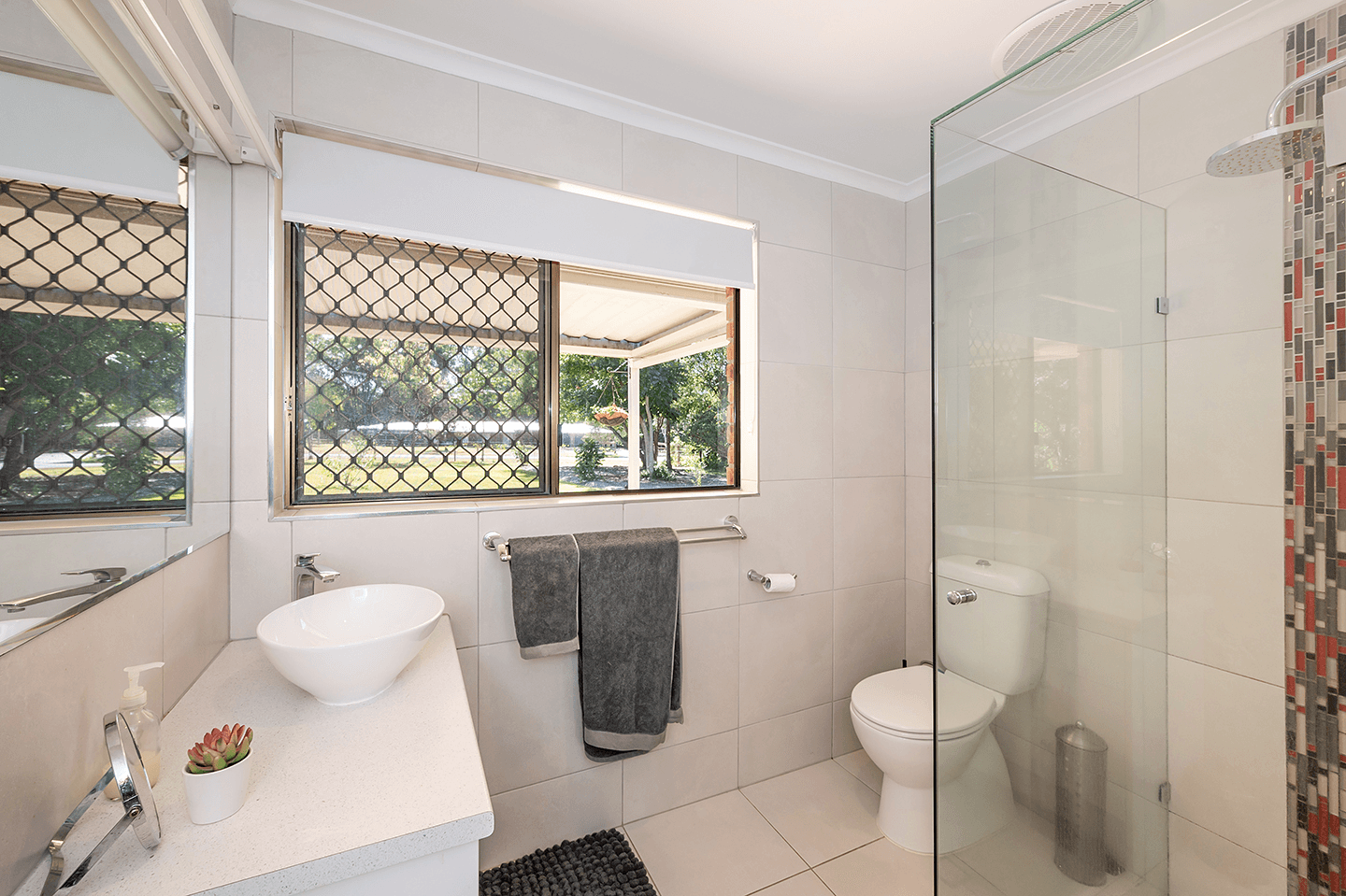 4 Bangalow Court, COOROY, QLD 4563