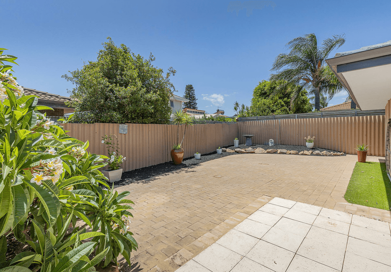 1 Blight Court, KINGSLEY, WA 6026