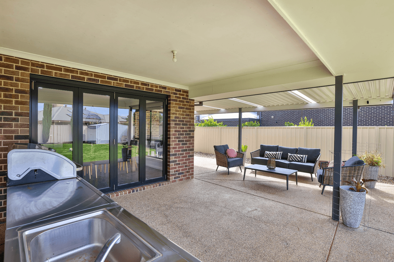 484 Riverside Avenue, Mildura, VIC 3500