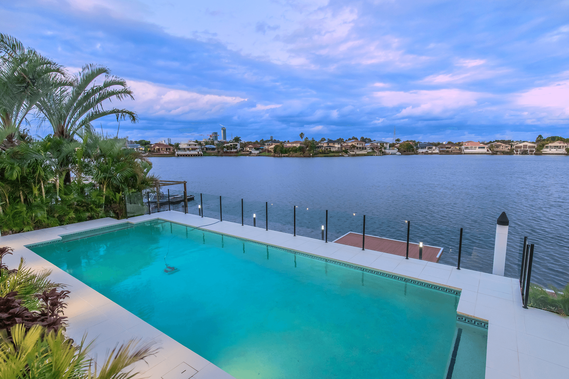 20 Clear Water Bay Avenue, Clear Island Waters, QLD 4226