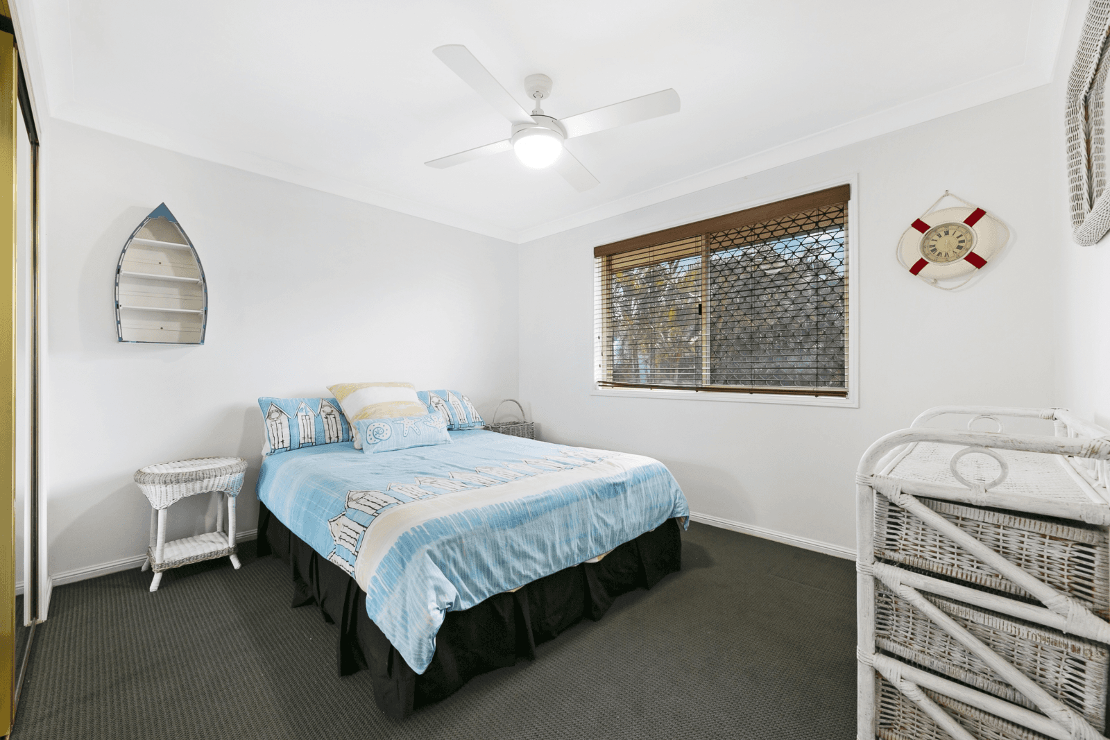 2/99 Bundall Road, BUNDALL, QLD 4217