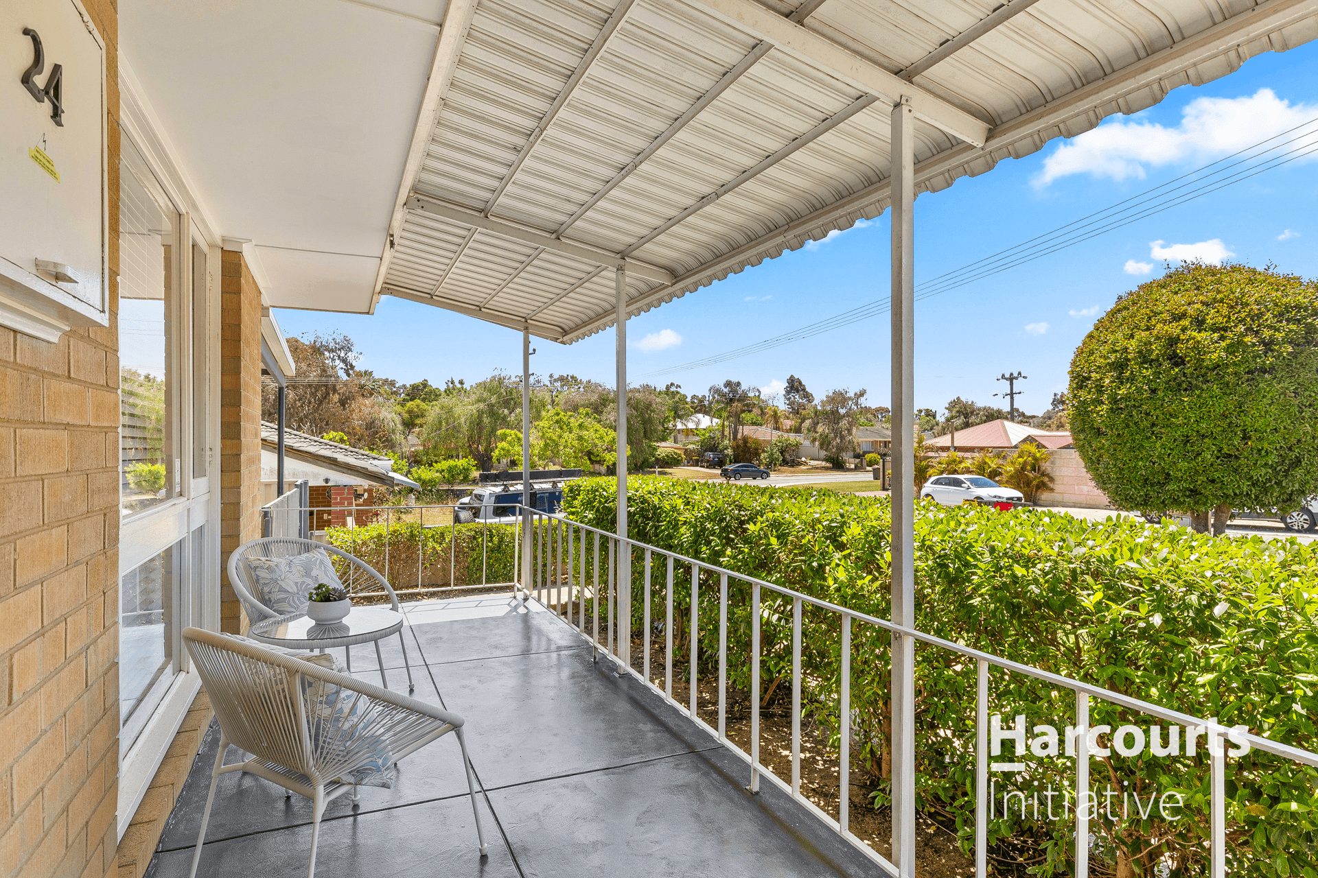 24 Westbrook Way, GIRRAWHEEN, WA 6064