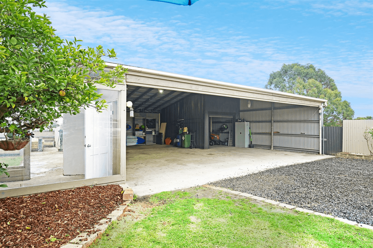 6725 South Gippsland Highway, Loch, VIC 3945