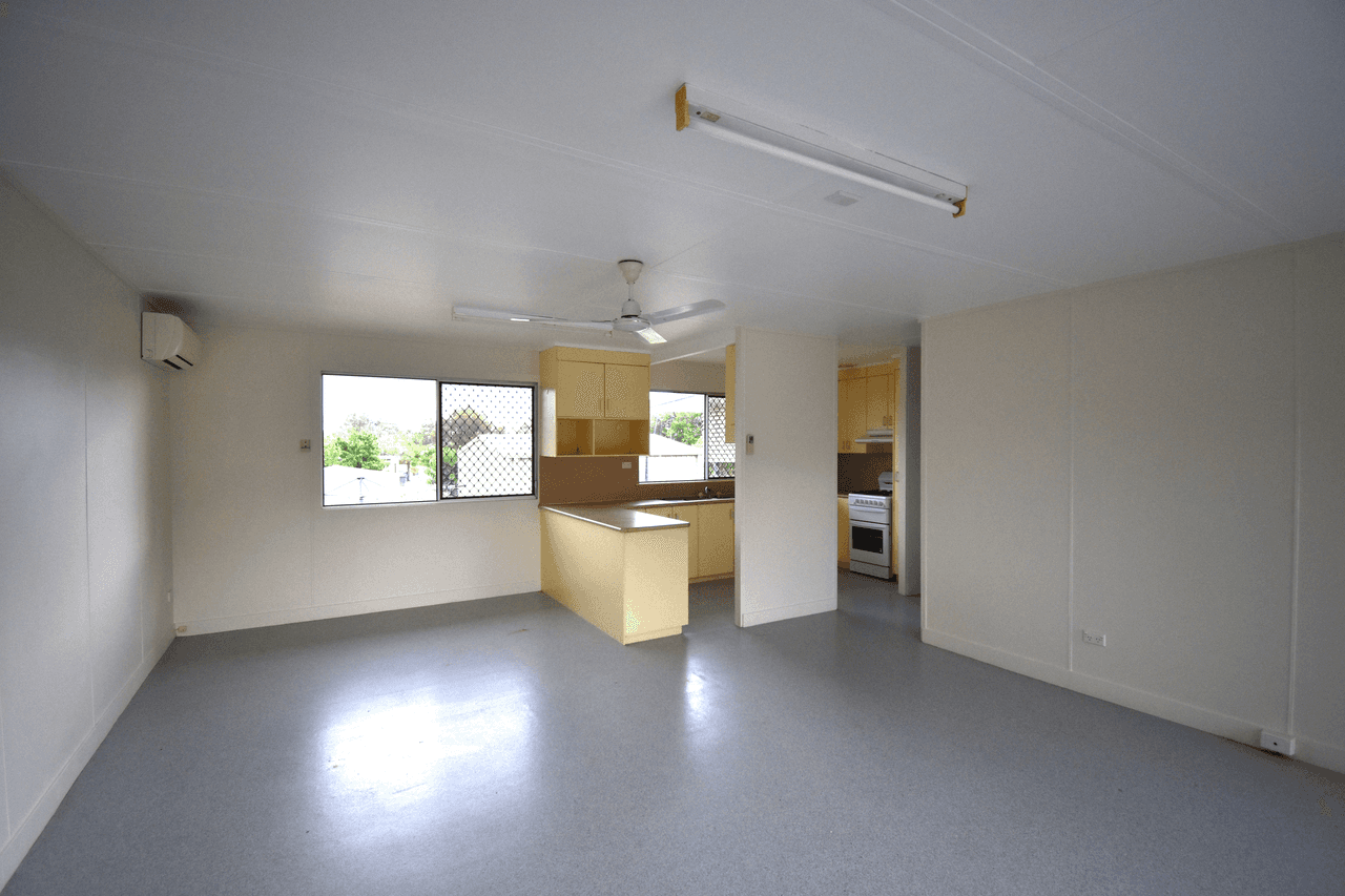 28 Poplar Street, BARCALDINE, QLD 4725