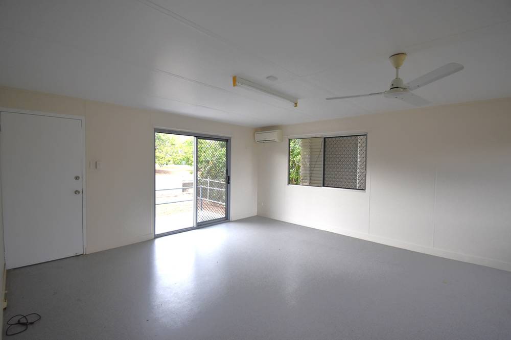 28 Poplar Street, BARCALDINE, QLD 4725