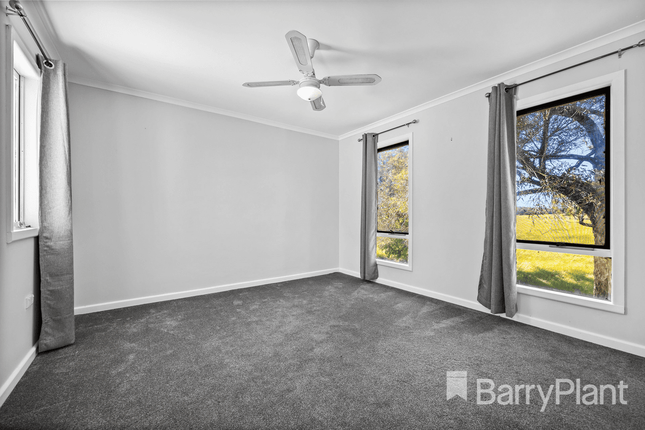 36 Mckees Road, Clarendon, VIC 3352