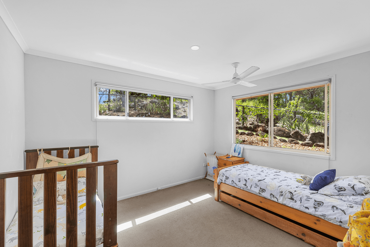 15 Taree Court, KULUIN, QLD 4558