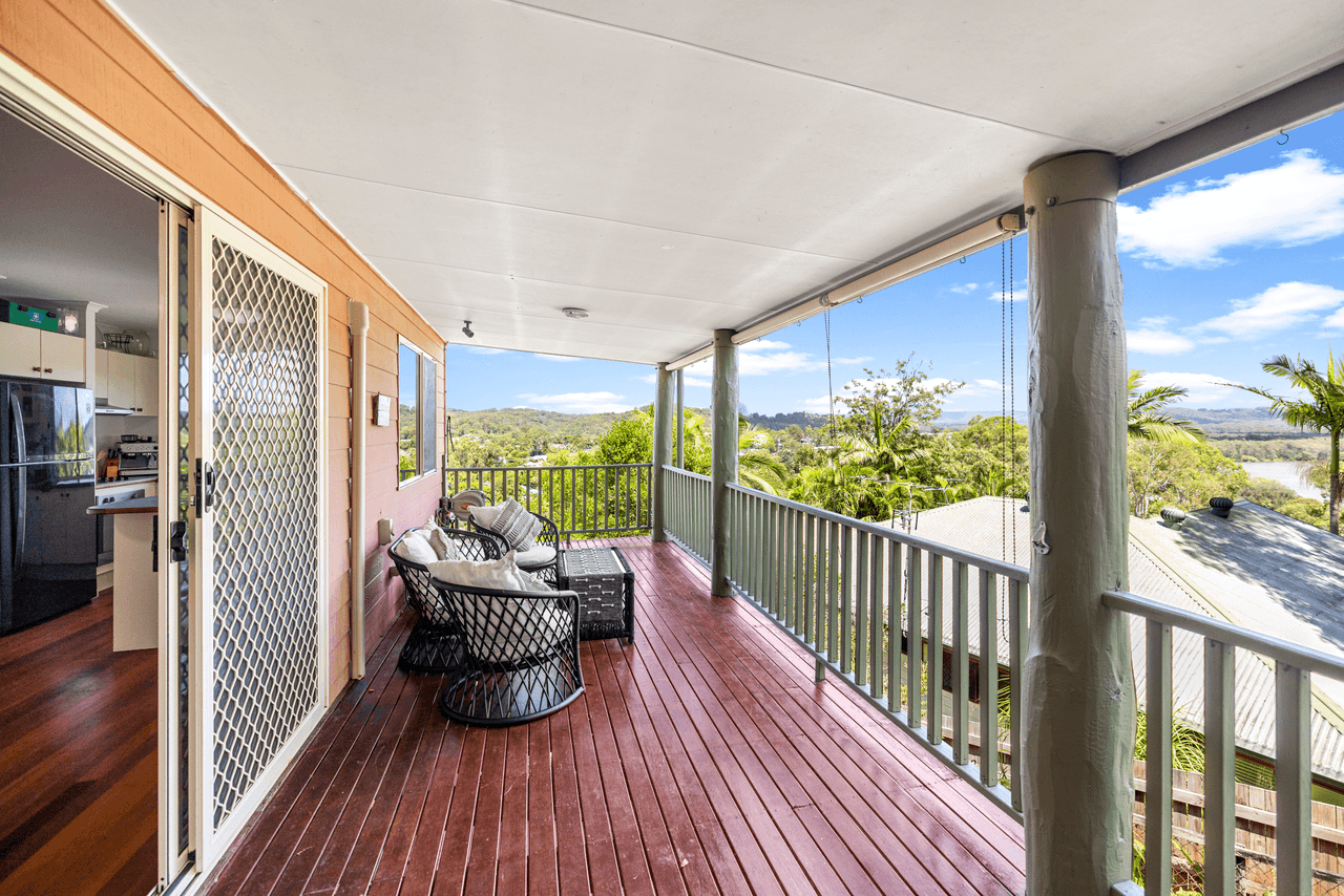 15 Taree Court, KULUIN, QLD 4558