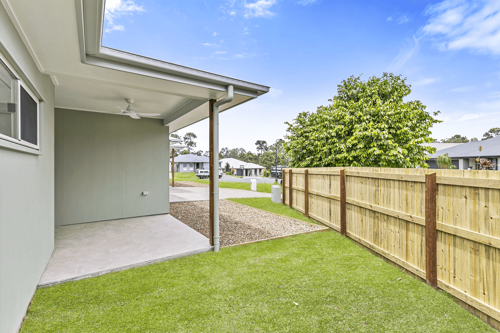 2/7 Neale Road, MORAYFIELD, QLD 4506