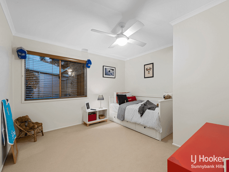 17 Madrid Court, WISHART, QLD 4122