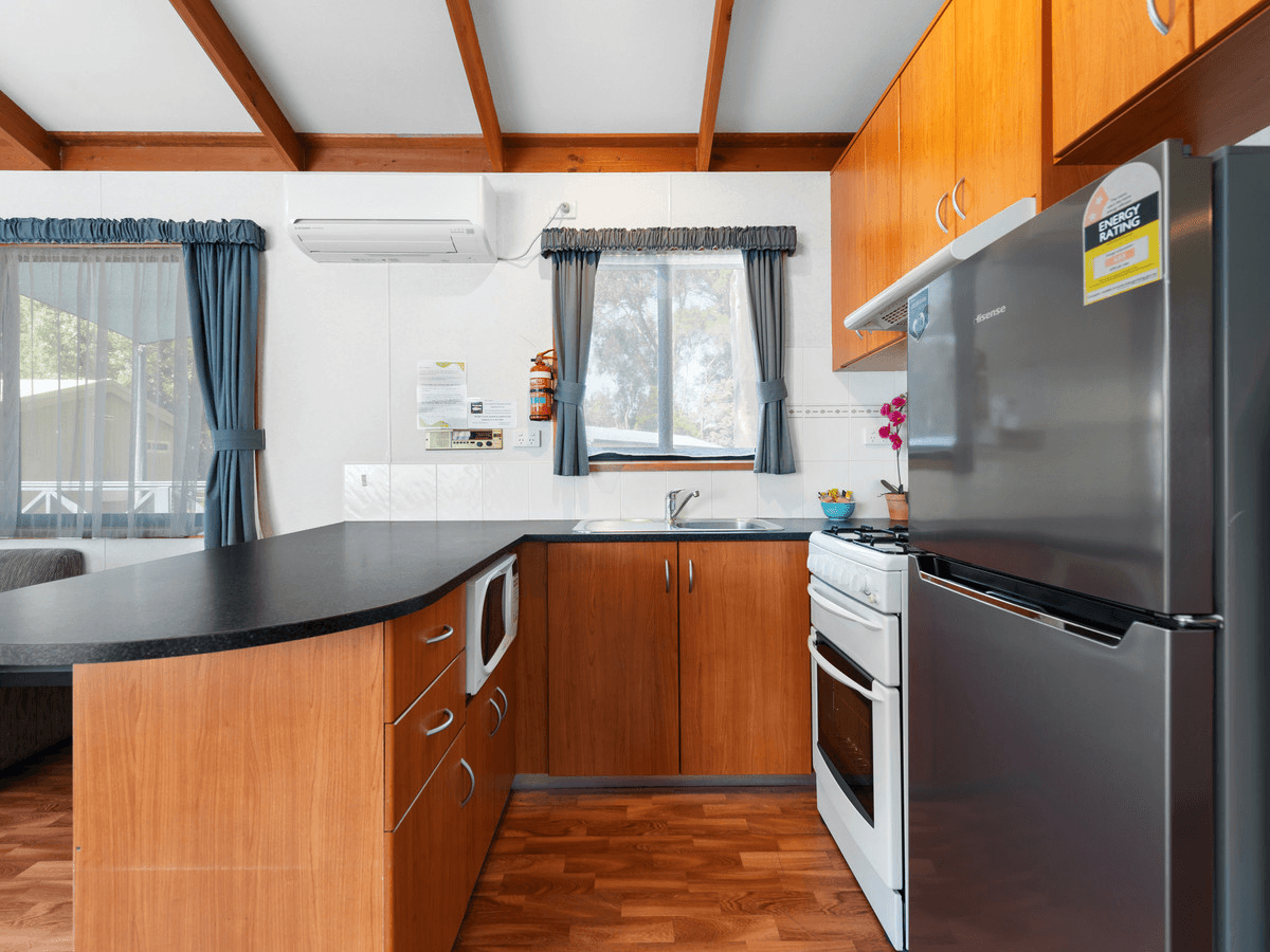 19/1 Mairburn Road, Metung, VIC 3904