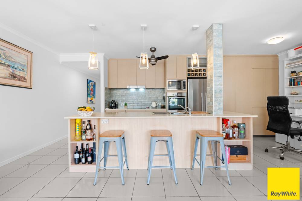 421/49-63 Williams Esplanade, PALM COVE, QLD 4879