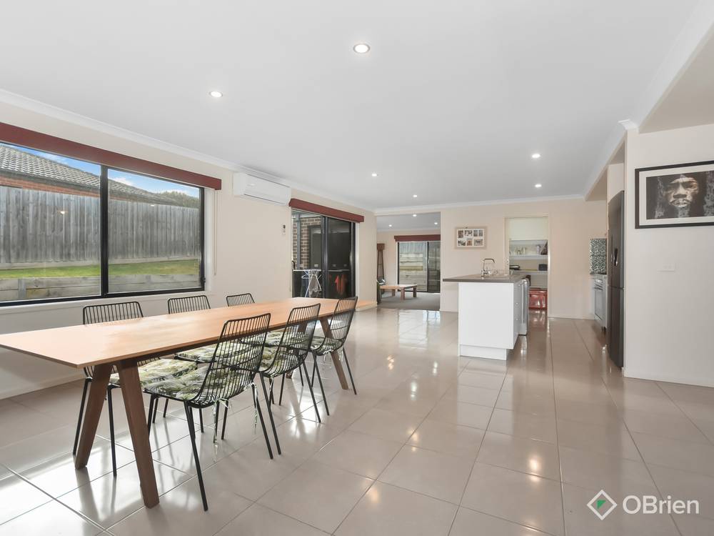 15 Leurimah Court, Kalimna, VIC 3909