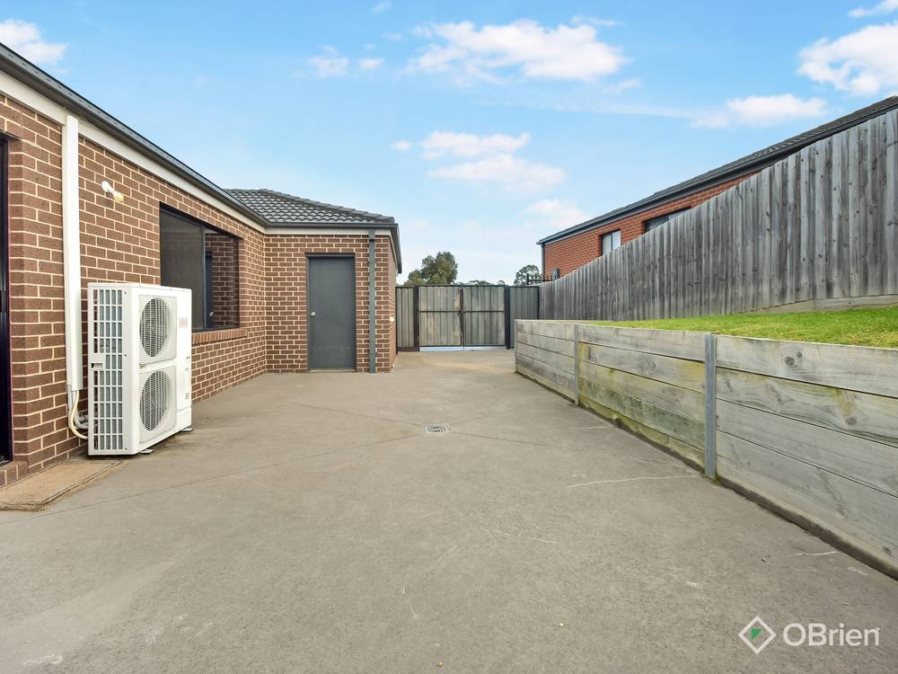 15 Leurimah Court, Kalimna, VIC 3909