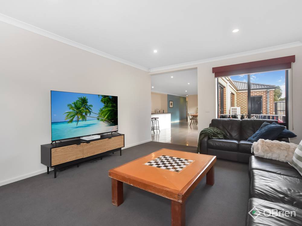 15 Leurimah Court, Kalimna, VIC 3909