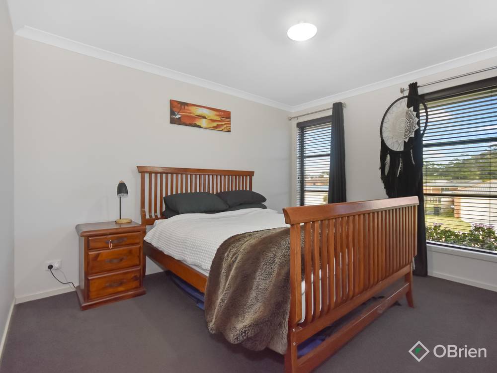 15 Leurimah Court, Kalimna, VIC 3909