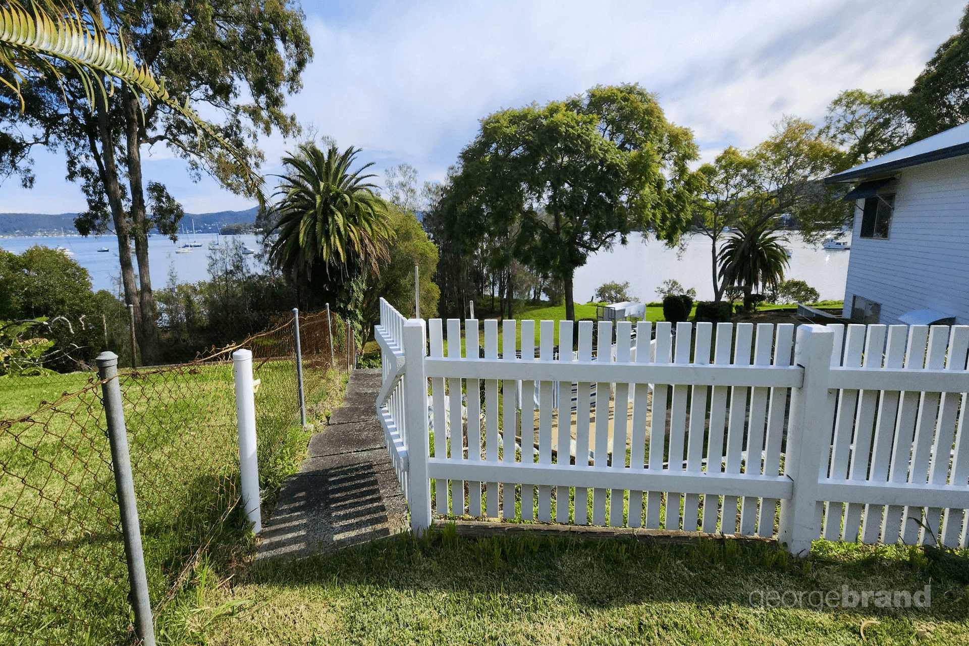 2/30 Asca Drive, Green Point, NSW 2251