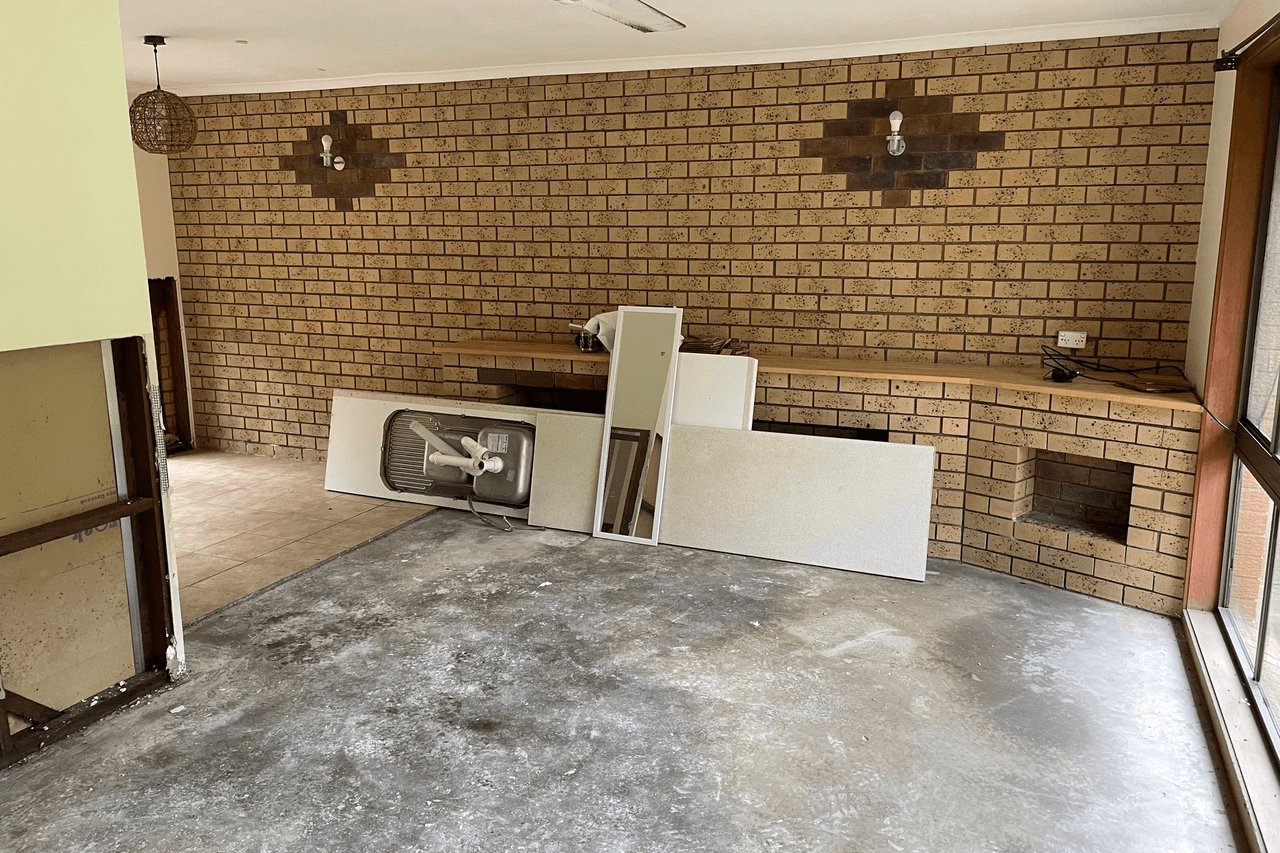93 Balemo Drive, OCEAN SHORES, NSW 2483