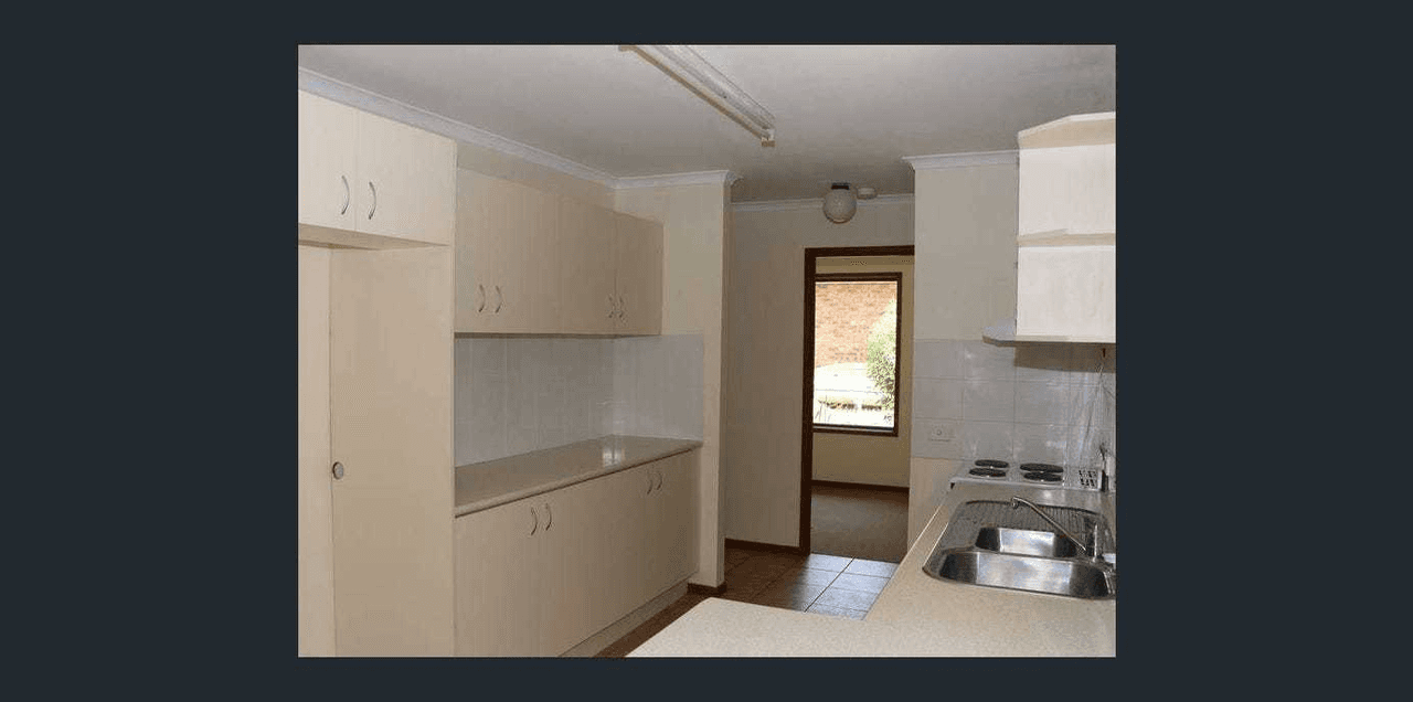 93 Balemo Drive, OCEAN SHORES, NSW 2483