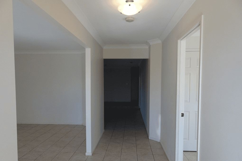 2 Eucalypt St, Dugandan, QLD 4310