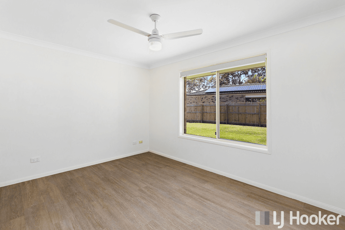 7 Club Crescent, REDLAND BAY, QLD 4165