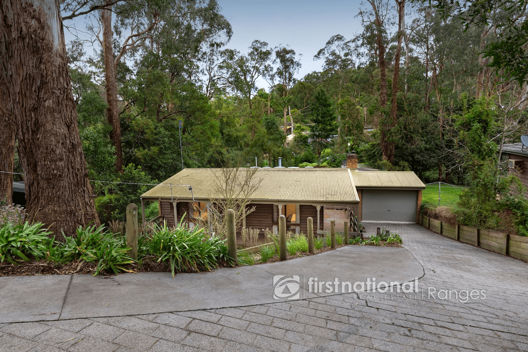 14 Laurie Avenue, TECOMA, VIC 3160