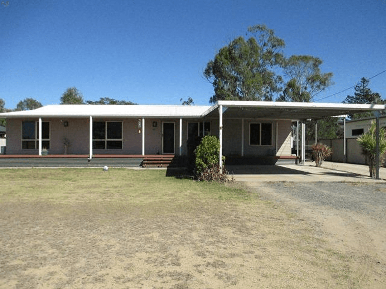 76 Oxford Street, Nebo, QLD 4742