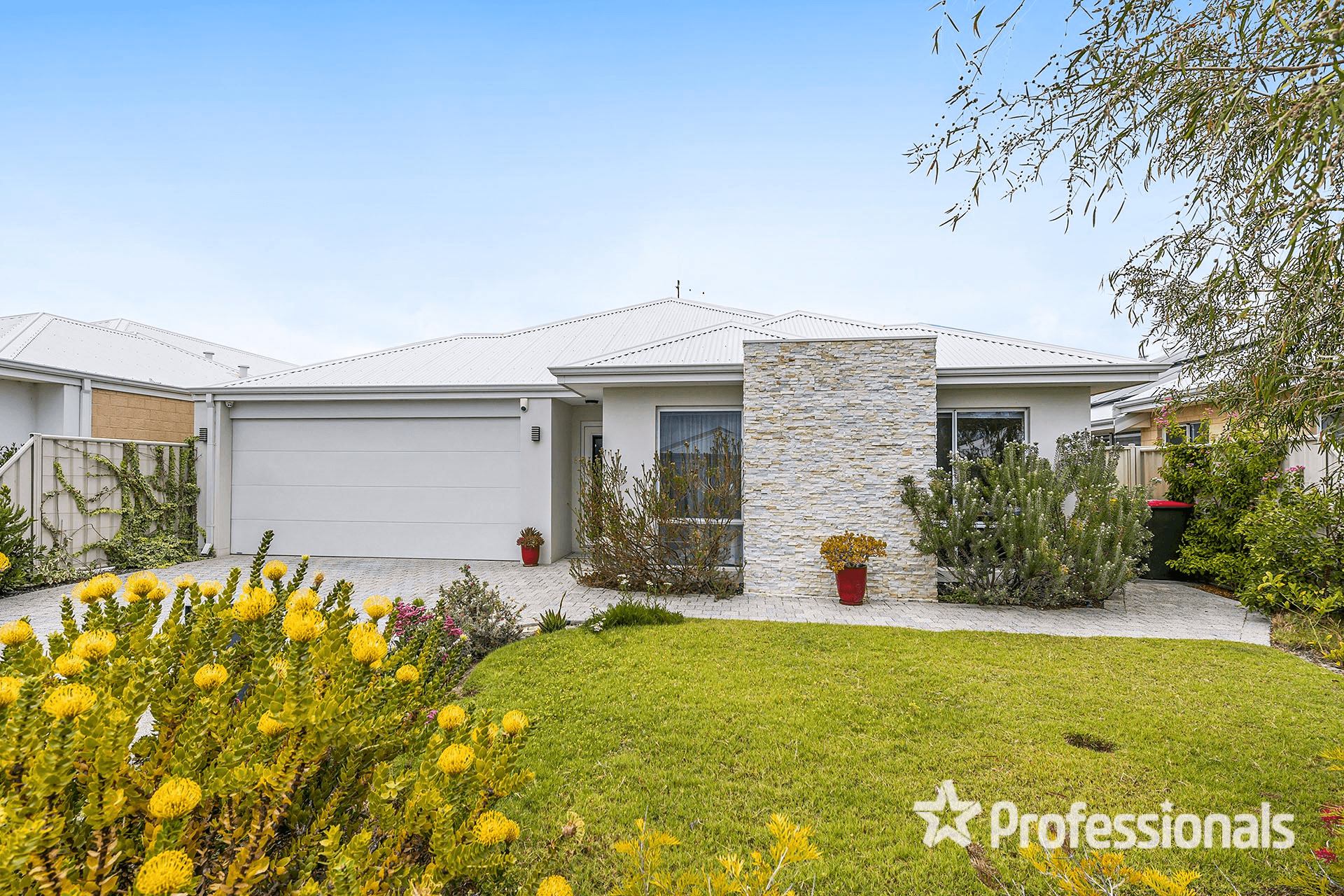 48 Explorer Street, YANCHEP, WA 6035