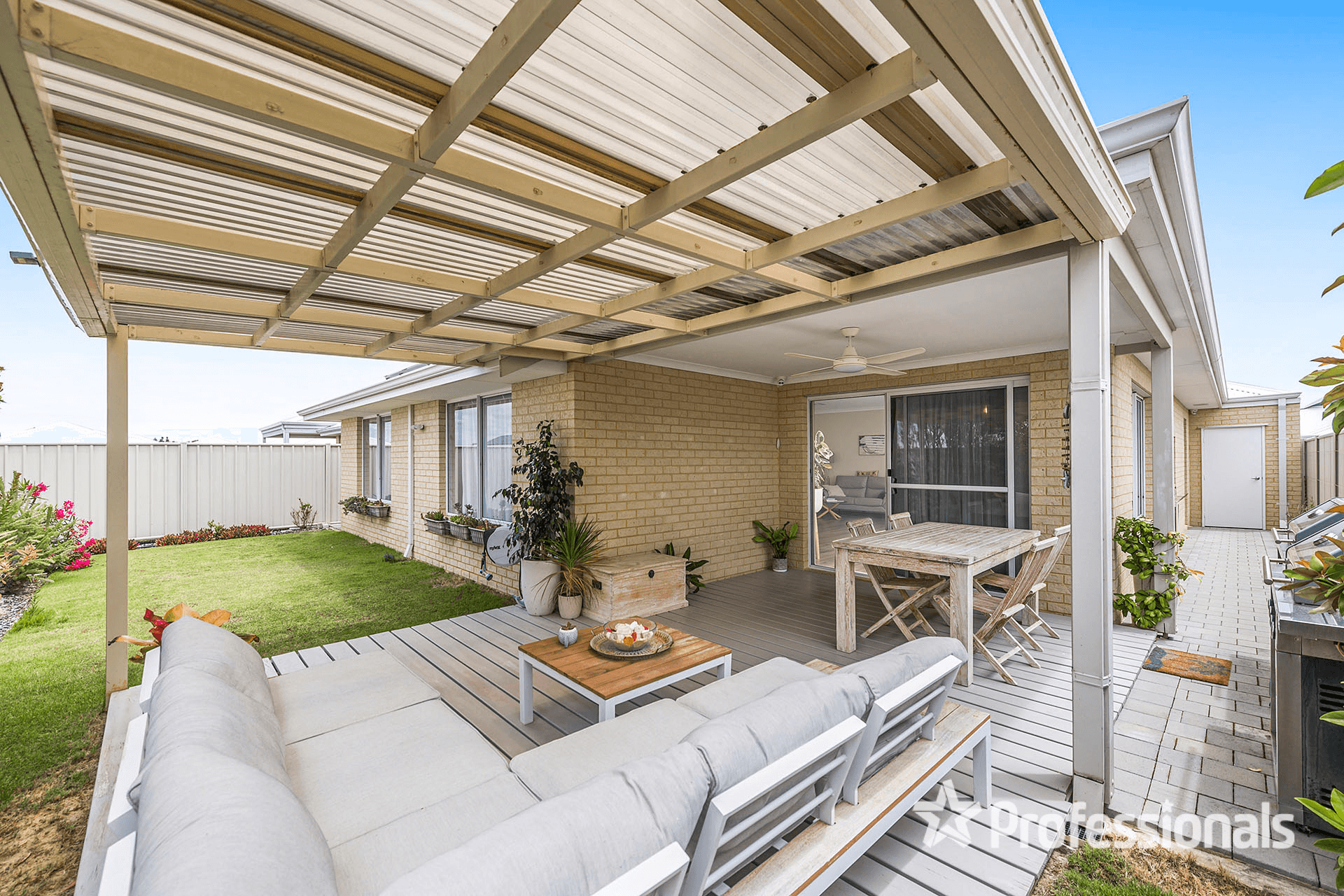 48 Explorer Street, YANCHEP, WA 6035