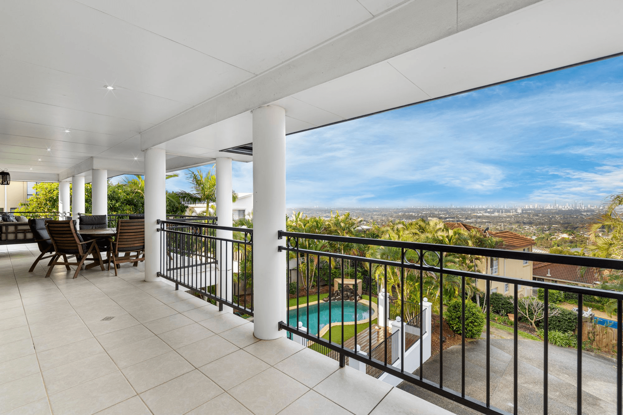 19 Mercure Place, HIGHLAND PARK, QLD 4211