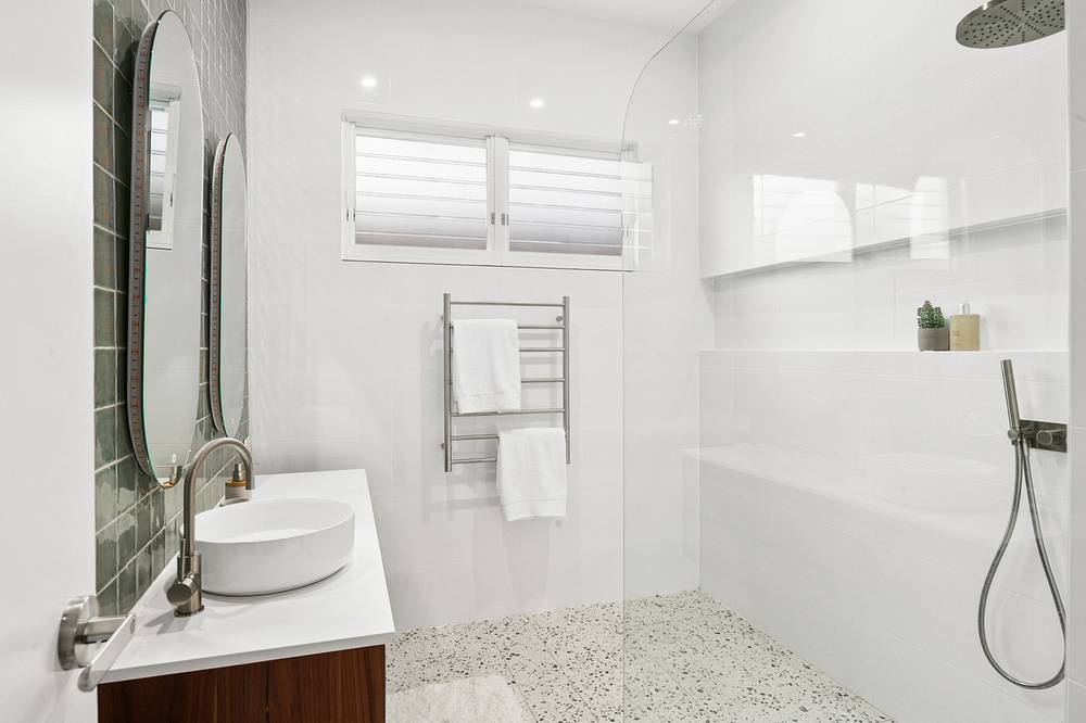 4 Lovegrove Street, Shoalhaven Heads, NSW 2535