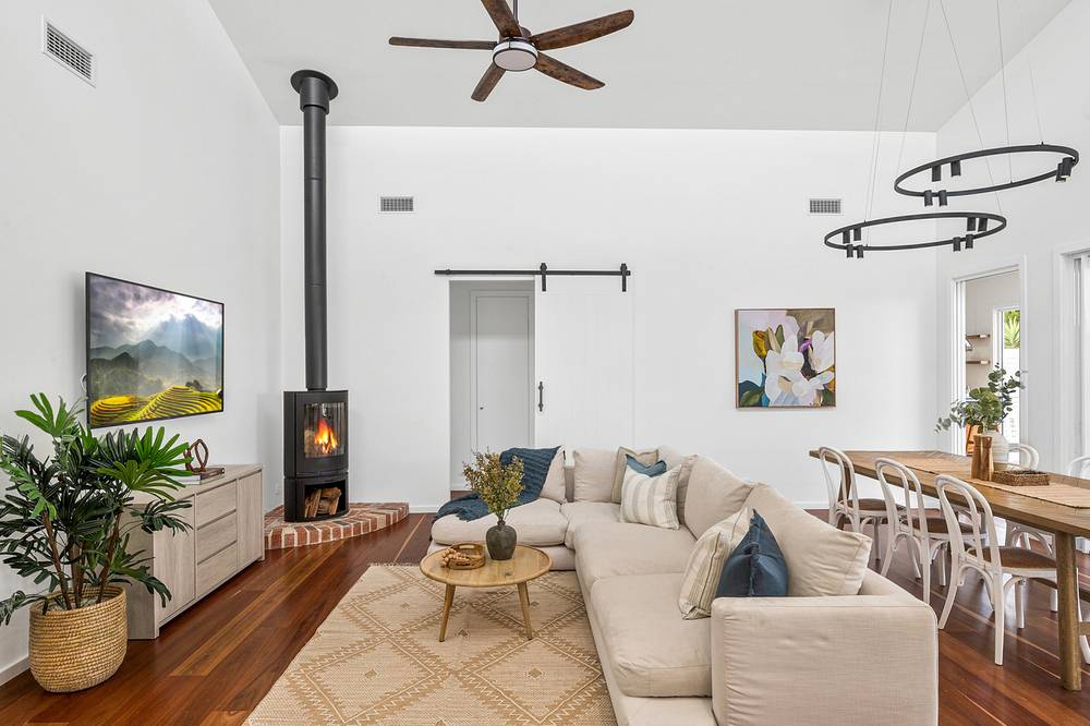 4 Lovegrove Street, Shoalhaven Heads, NSW 2535
