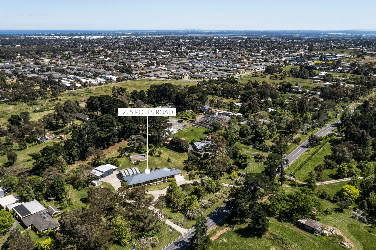 225 Potts Road, SKYE, VIC 3977