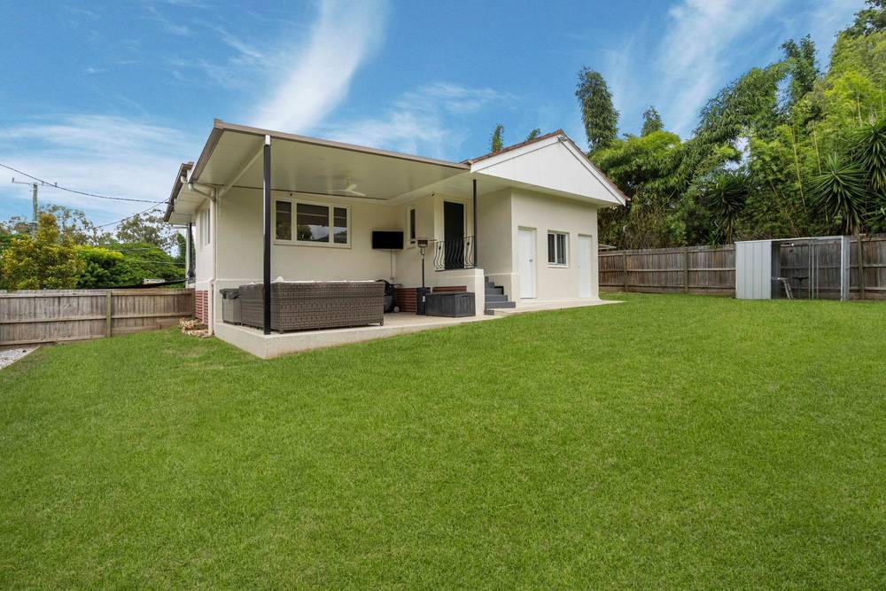 1 Campana Street, OXLEY, QLD 4075