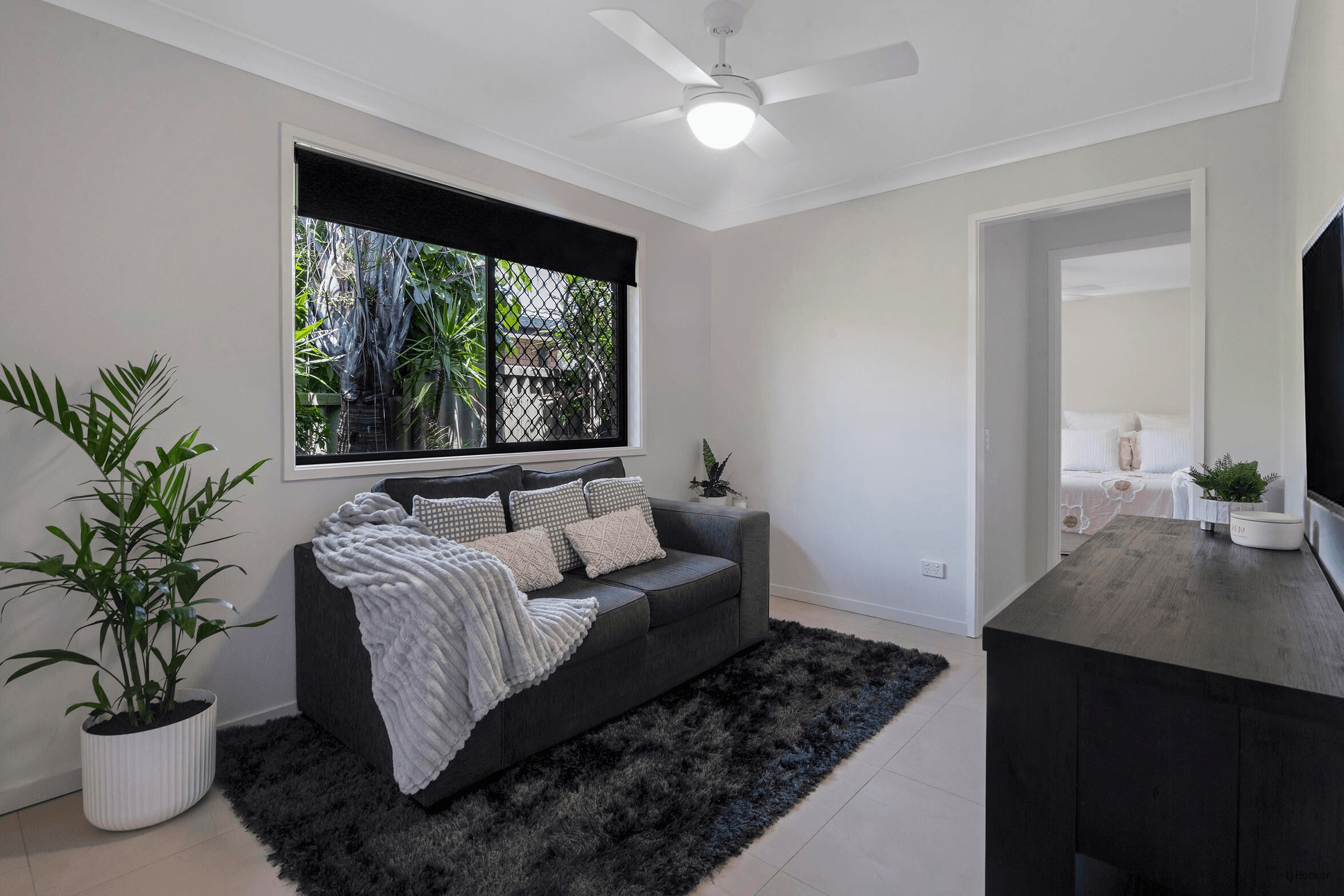 136 Burleigh Street, Burleigh Waters, QLD 4220