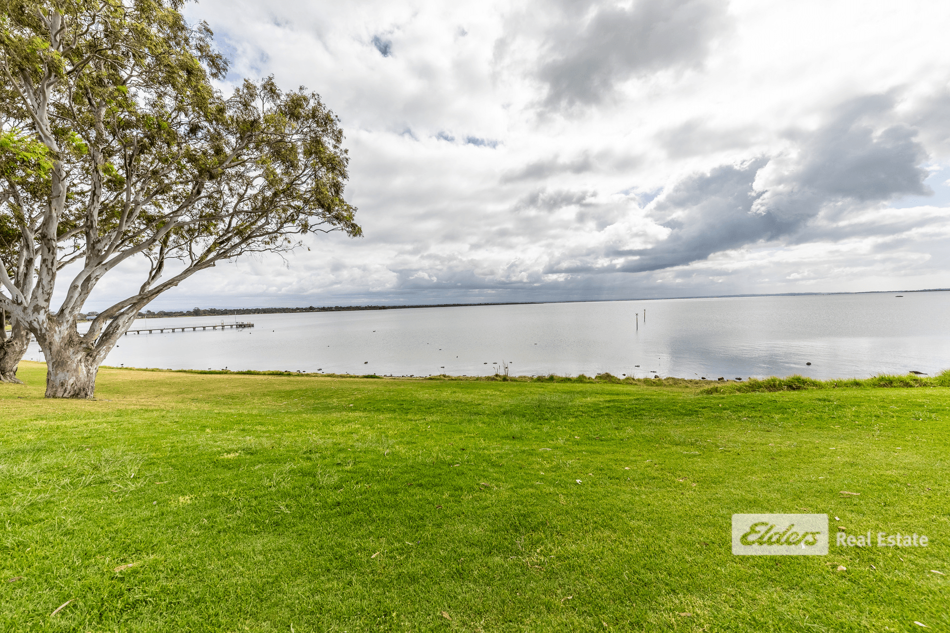 4 Bay Road, Eagle Point, VIC 3878