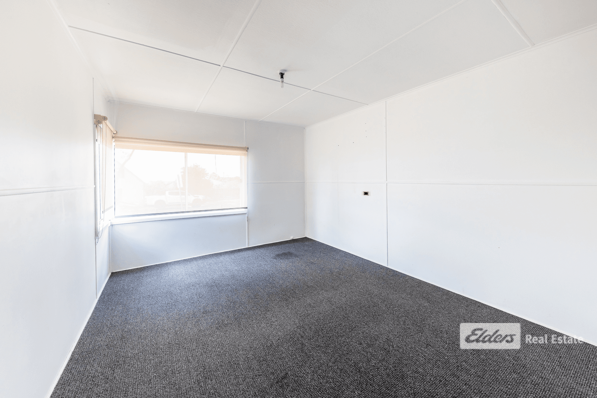 4 Bay Road, Eagle Point, VIC 3878