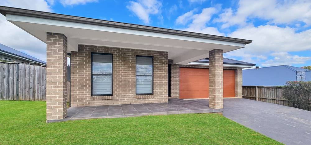 64 Broughton Street, MOSS VALE, NSW 2577