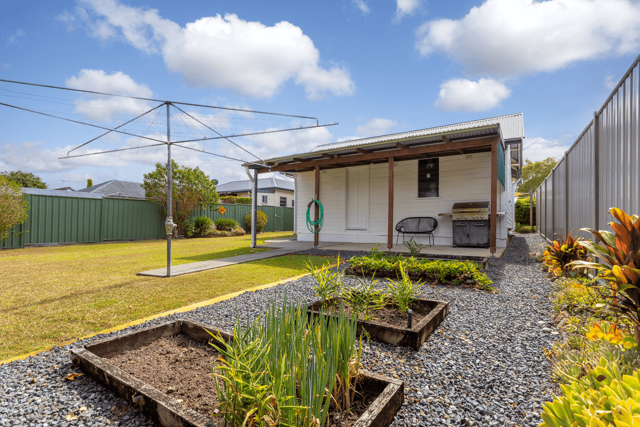 39 Bahtoo Parade, TAREE, NSW 2430