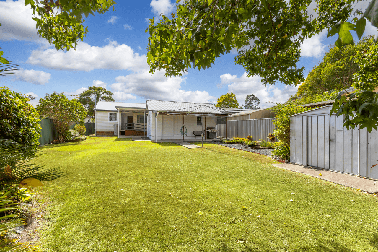 39 Bahtoo Parade, TAREE, NSW 2430