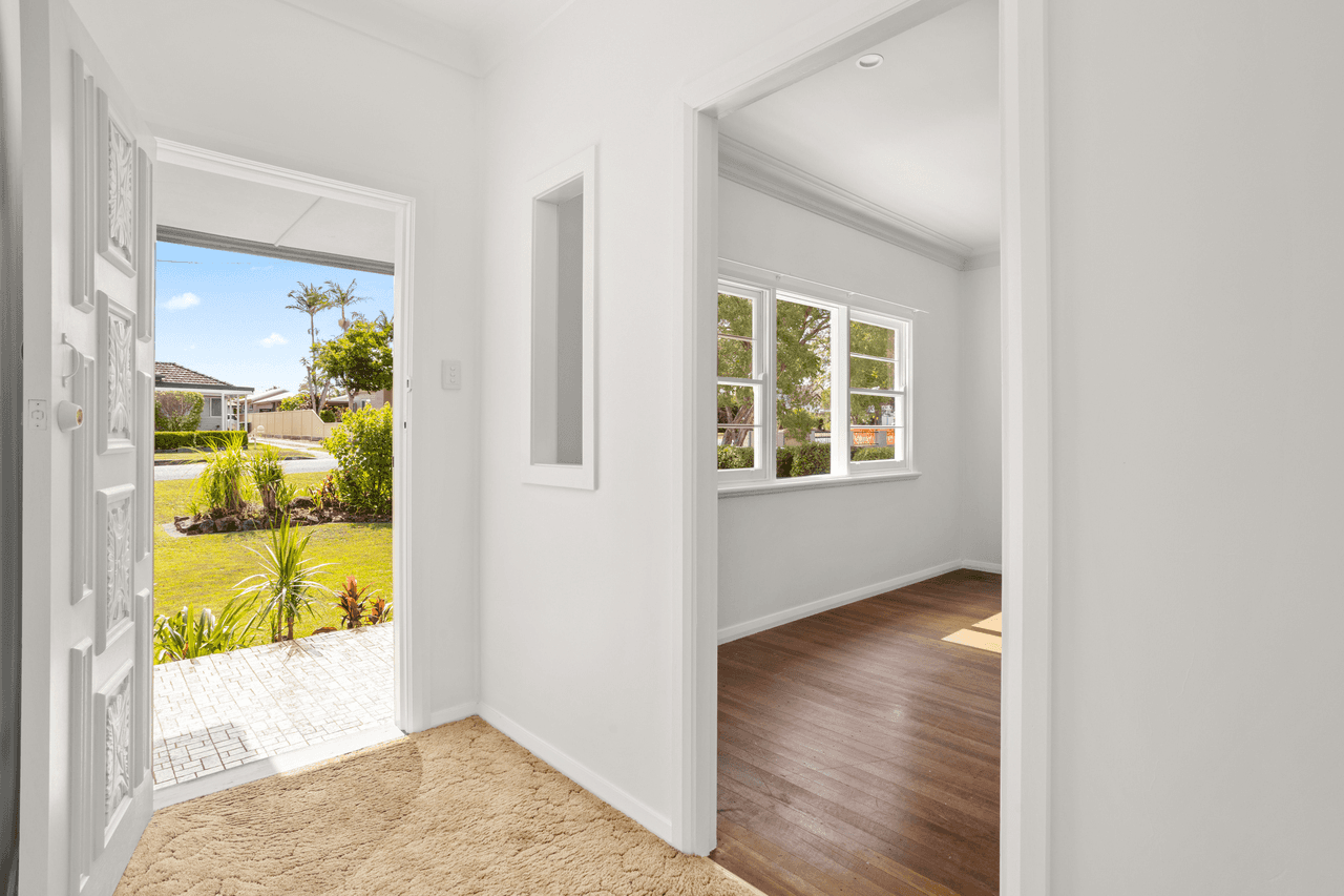 39 Bahtoo Parade, TAREE, NSW 2430