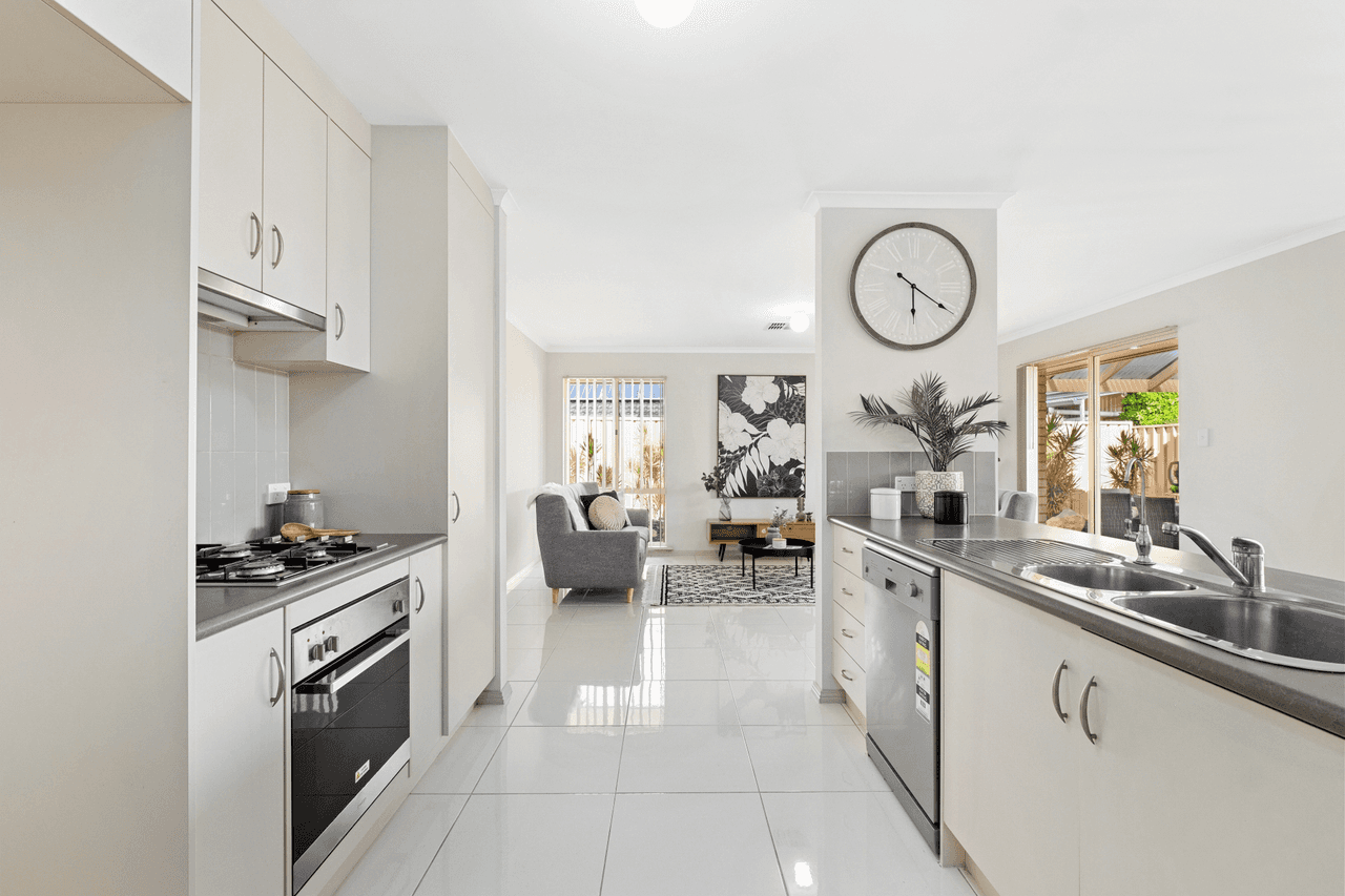 43 Telegraph Road, SEAFORD MEADOWS, SA 5169