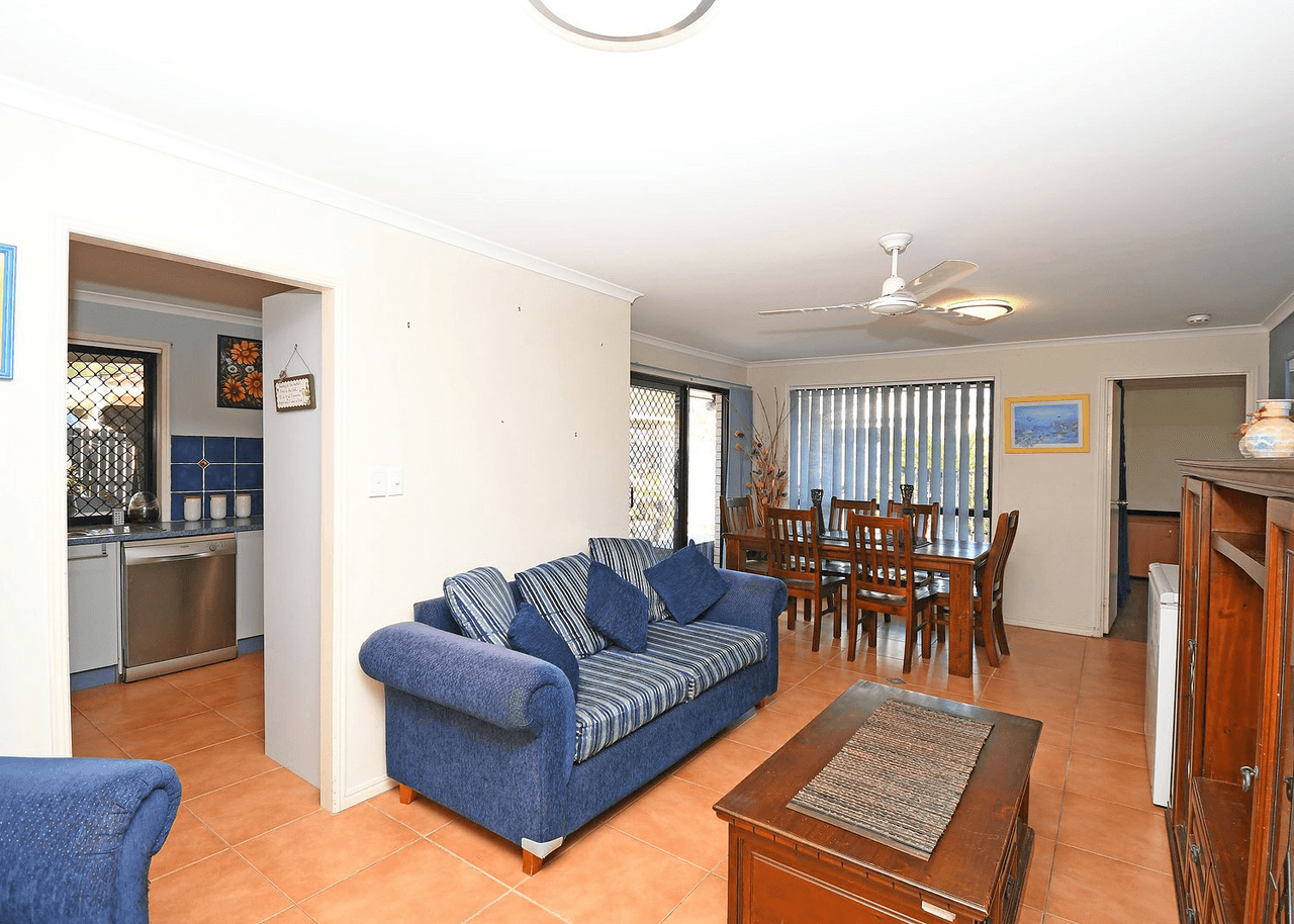 17 Delmo Court, URRAWEEN, QLD 4655