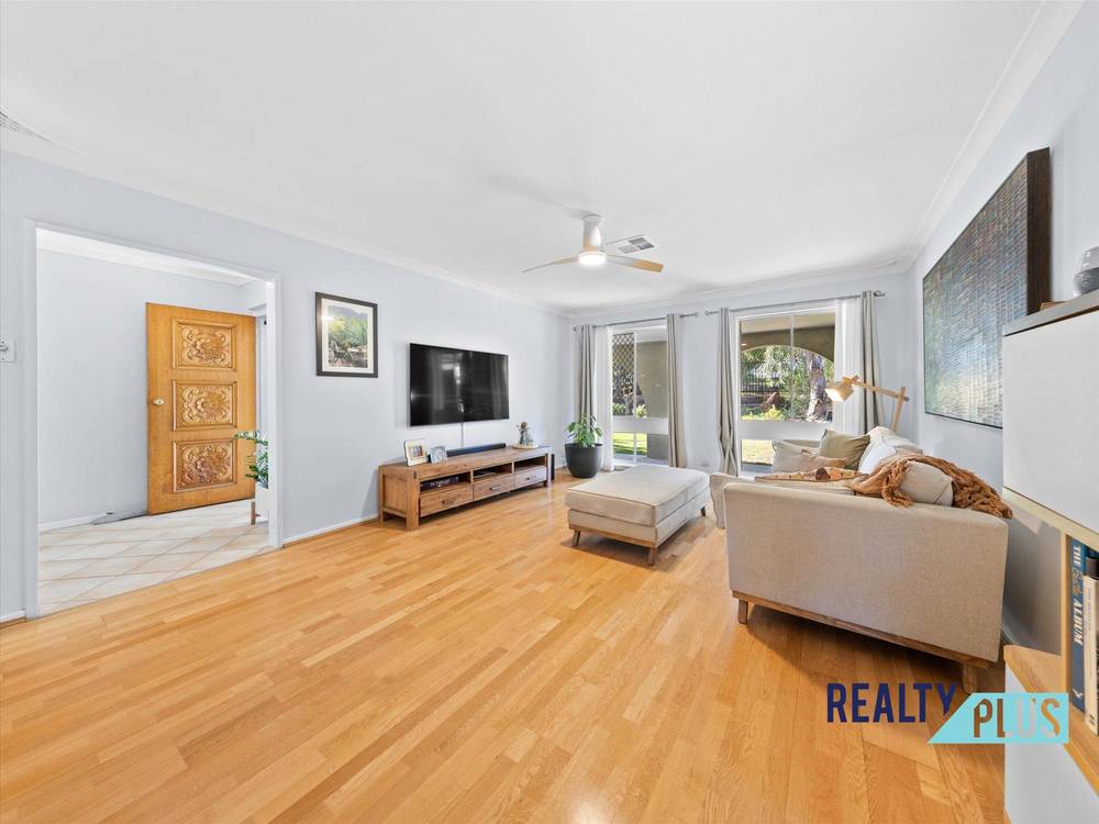 7 Ashbourne Way, HAMILTON HILL, WA 6163