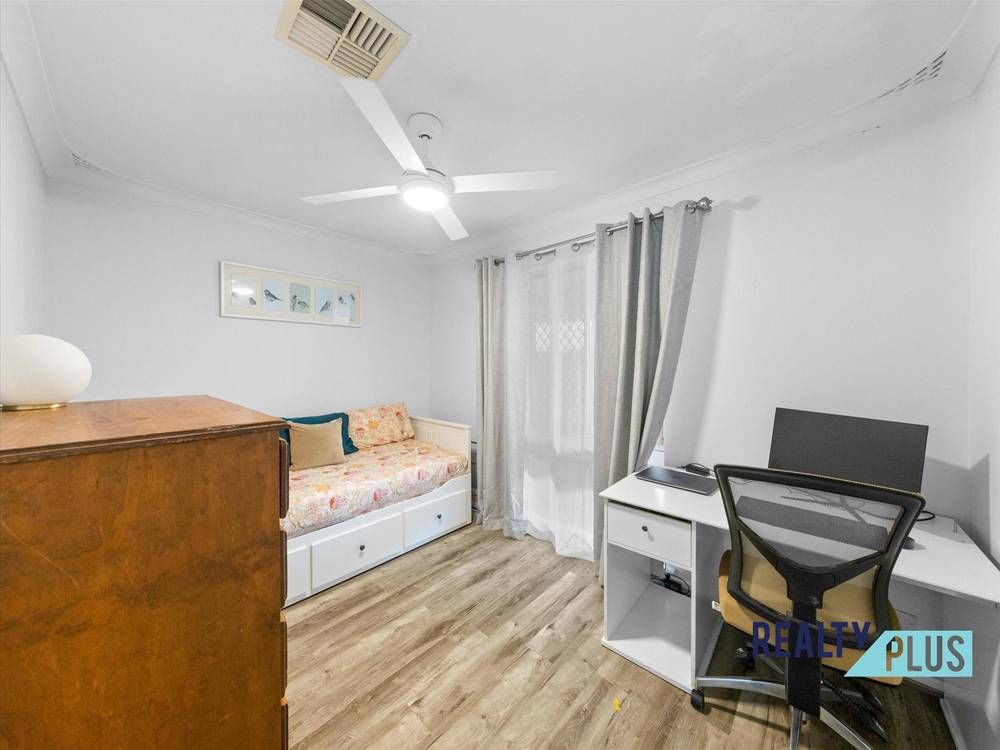 7 Ashbourne Way, HAMILTON HILL, WA 6163