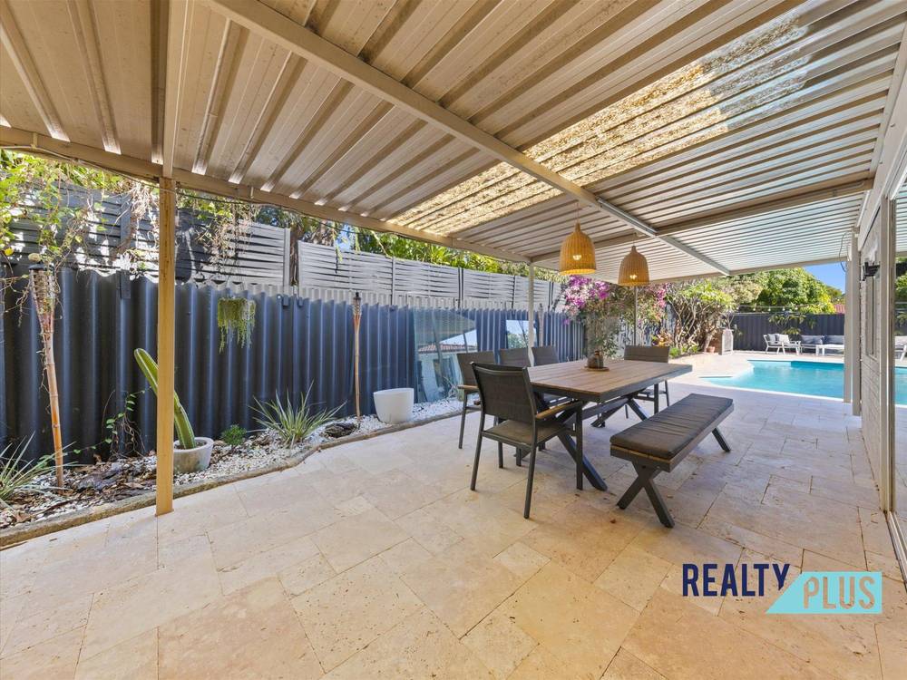 7 Ashbourne Way, HAMILTON HILL, WA 6163